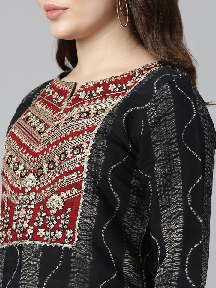 Neerus Black printed straight kurta set with trouser and dupatta - detail view 1