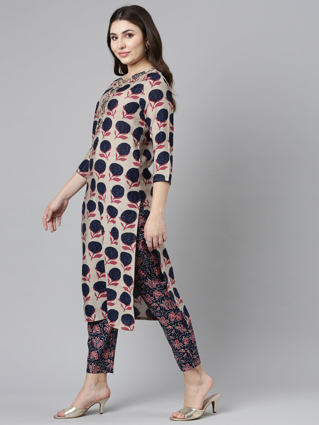 Neerus Cream Regular Straight Printed Kurta And Trousers With Dupatta