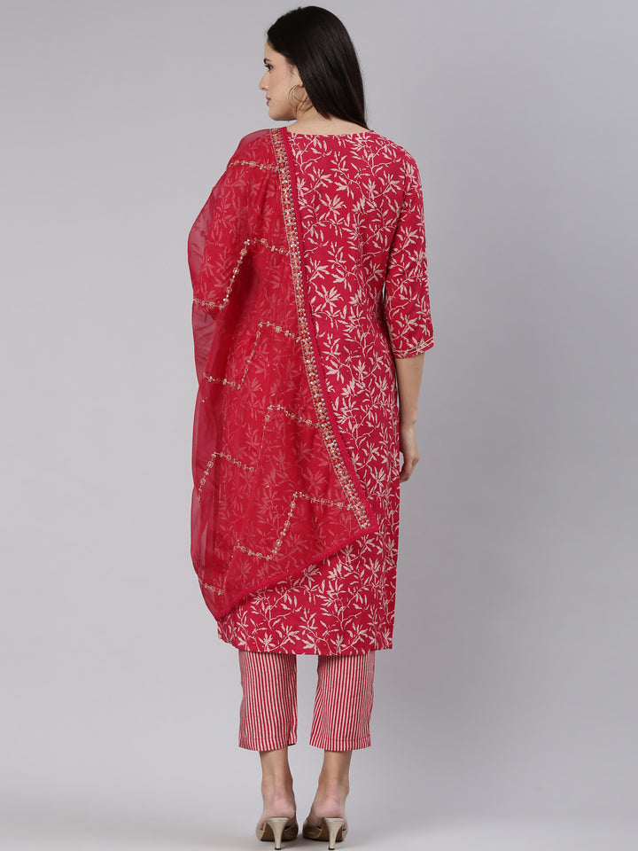 Neerus Pink printed straight kurta set with dupatta - side view