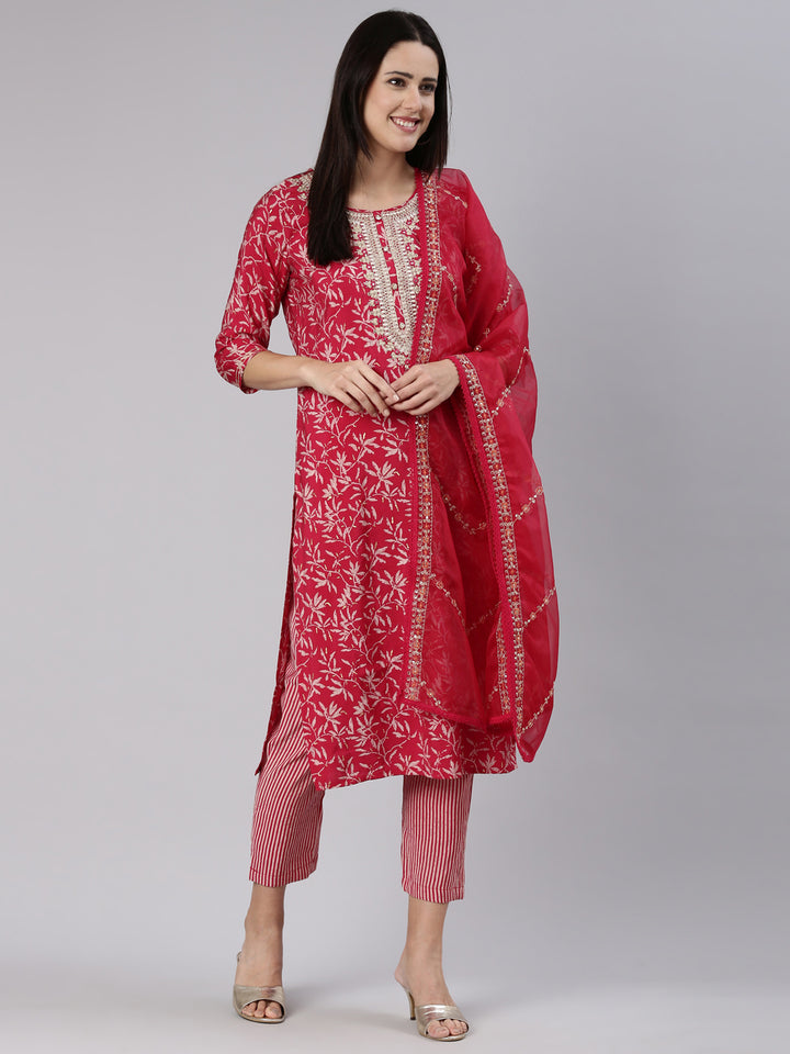 Neerus Pink printed straight kurta set with dupatta - detail view 2