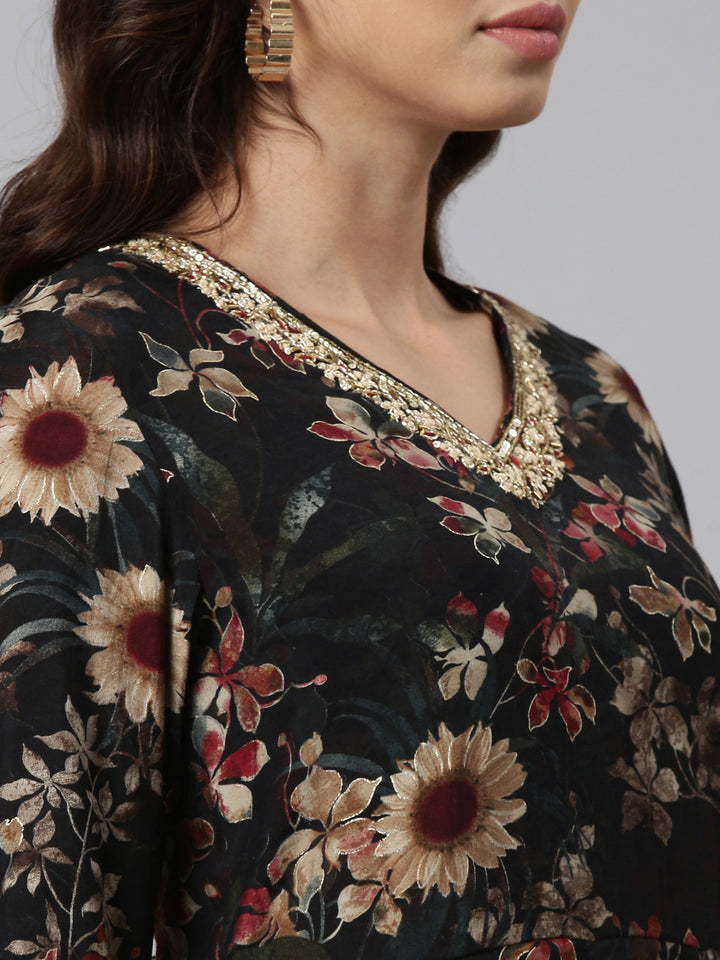 Neerus Black printed straight kurta set with dupatta - detail view 1