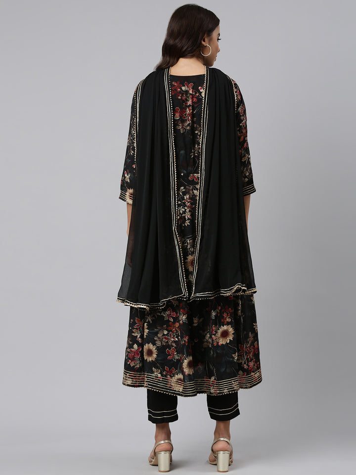 Neerus Black printed straight kurta set with dupatta - side view