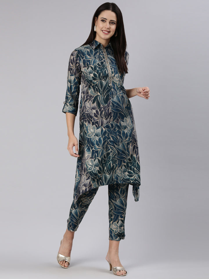 Neerus Green printed straight kurta set - detail view 2