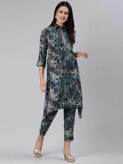 Neerus Green Regular Straight Printed Kurta And Trousers
