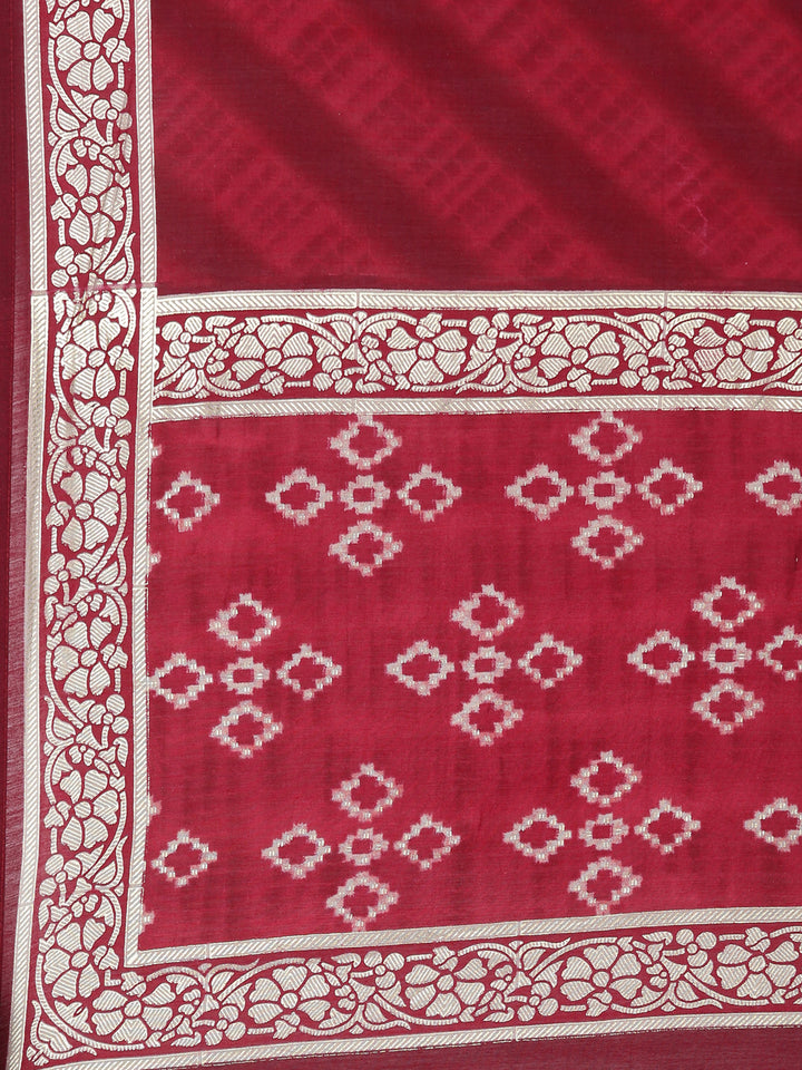 Neerus Pink printed chevron suit set - detail view 4