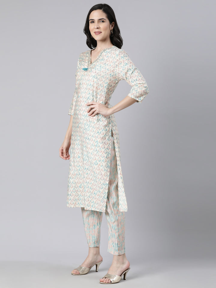 Neerus Blue printed floral suit set - back view