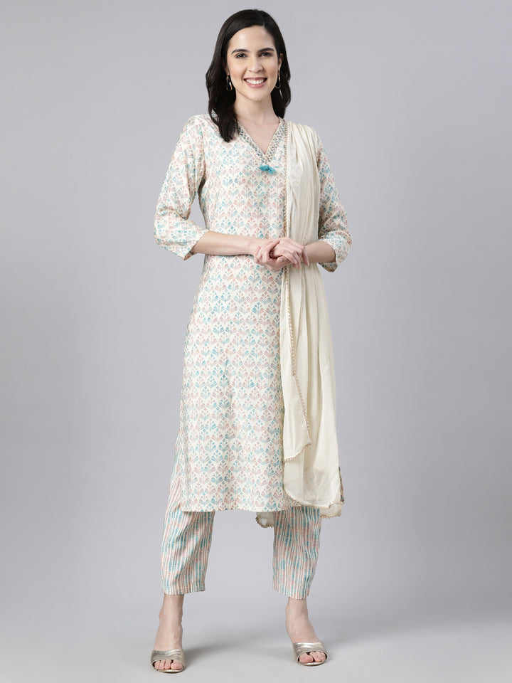 Neerus Blue printed floral suit set - detail view 2