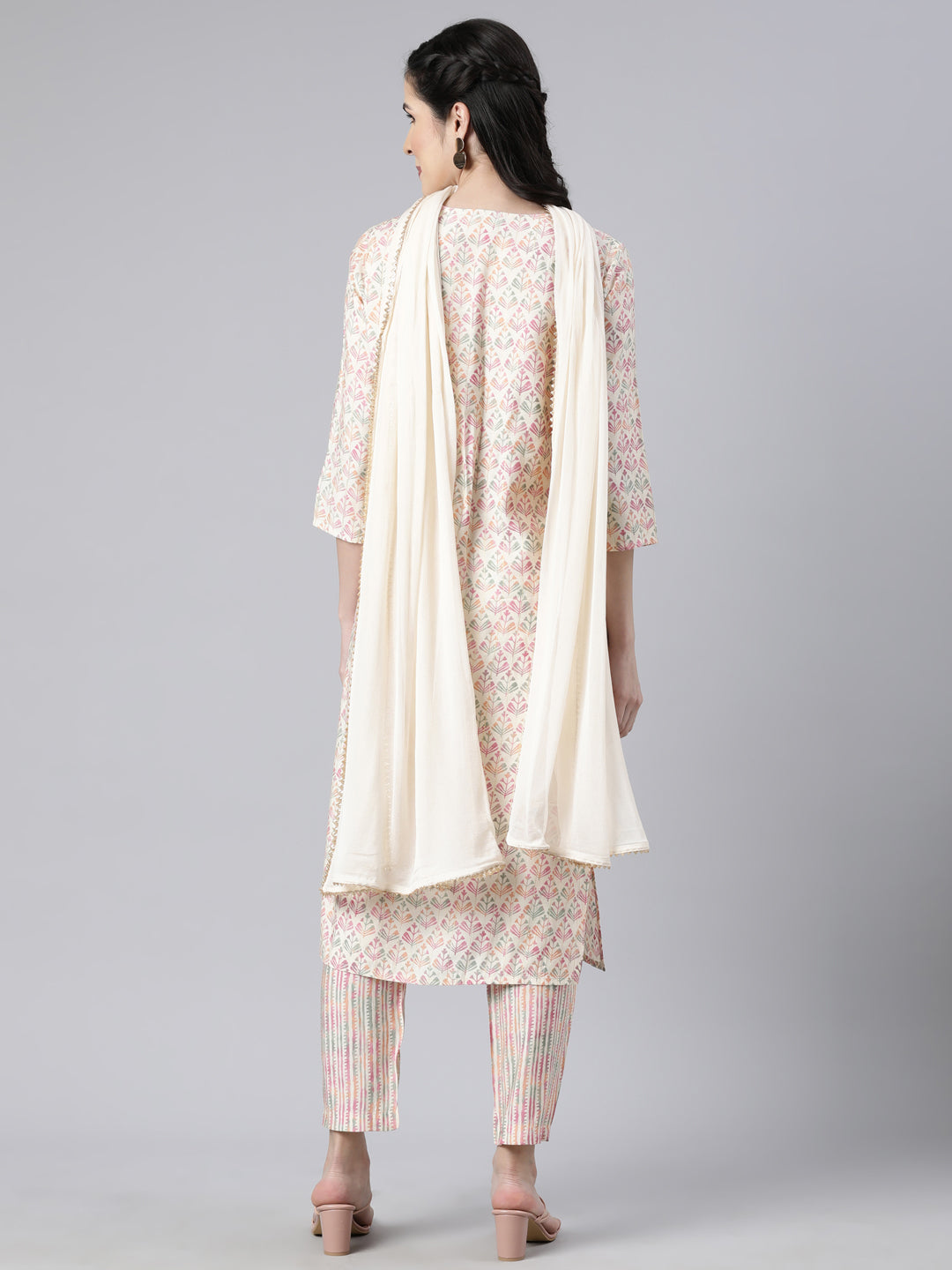 Neerus Pink Regular Straight Floral Kurta And  Trousers With Dupatta