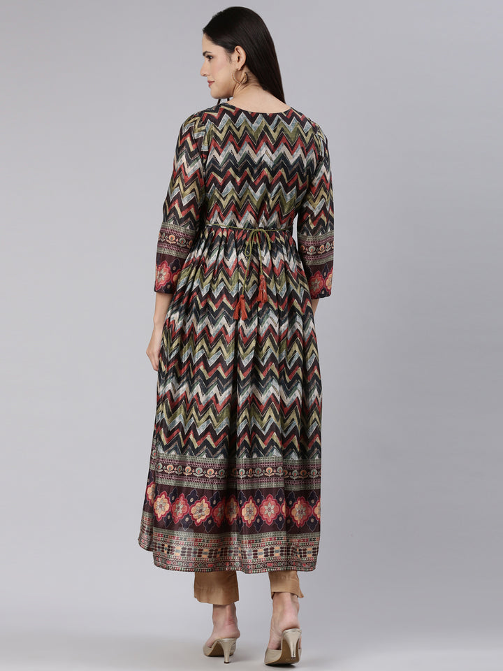 Neerus Multi Straight Casual Chevron Dress