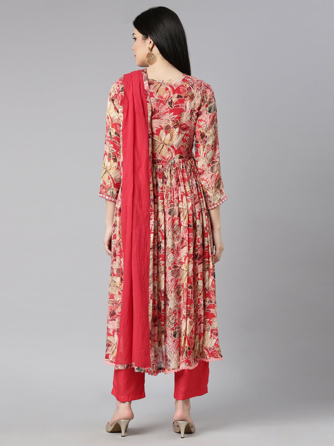 Neerus Red floral printed kurta set with trousers and dupatta - side view