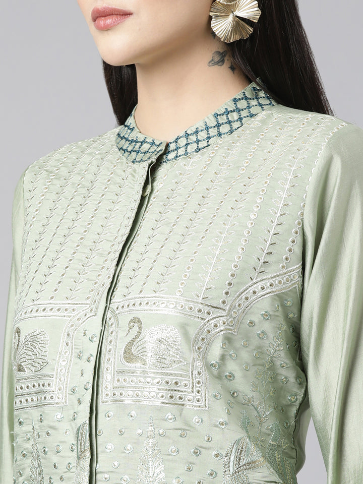 Neerus Green cotton printed kurta set with trouser - back view