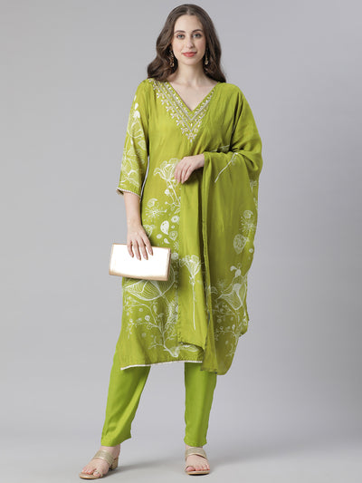 Neerus Green Printed Straight Kurta and Trousers With Dupatta
