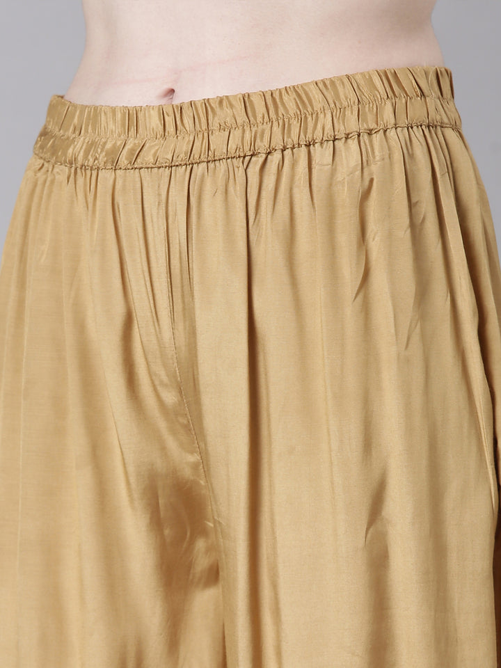 Neerus Green Printed Straight Kurta and Harem Pants With Dupatta