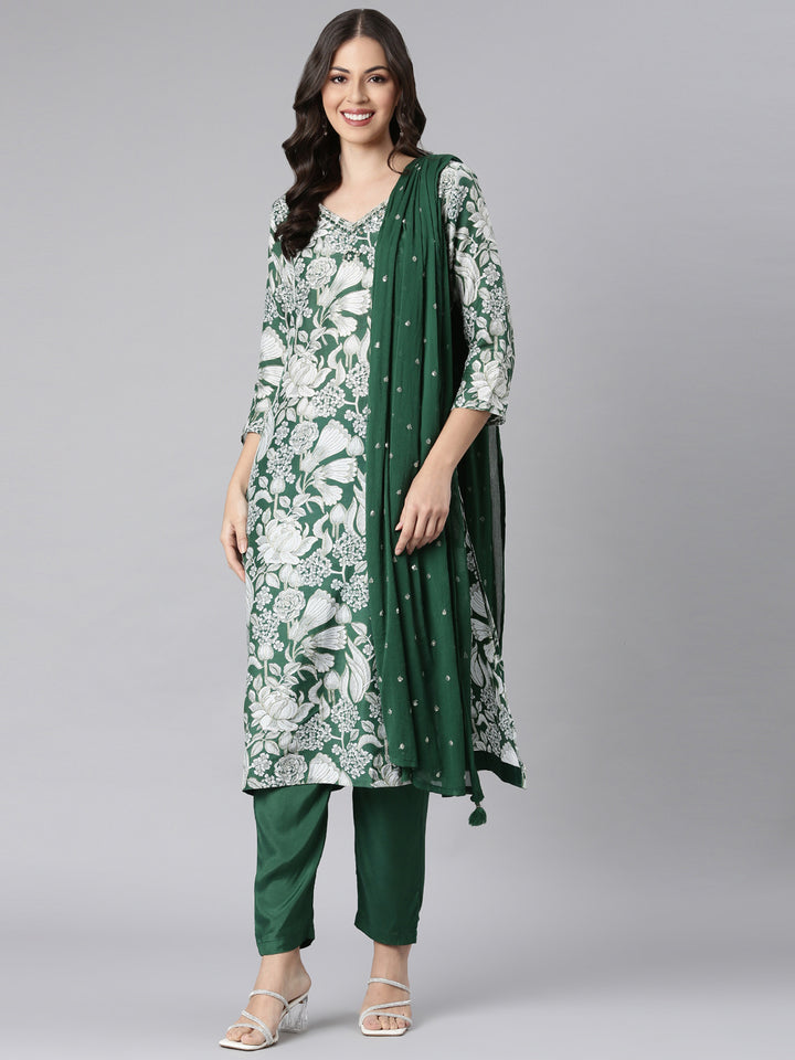 Neerus Green Printed Straight Kurta and Trousers With Dupatta