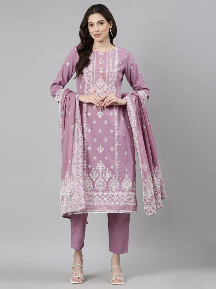 Neerus Purple cotton printed suit set - detail view 3