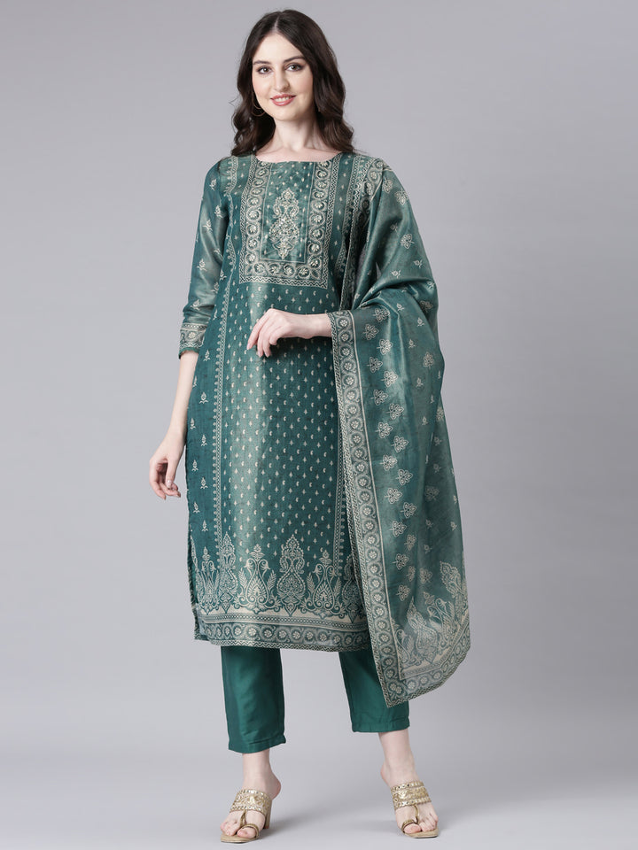 Neerus Green Printed Straight Kurta and Trousers With Dupatta