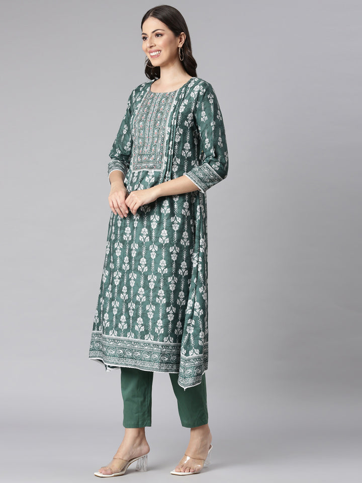 Neerus Olive Printed Kurta and Trousers With Dupatta