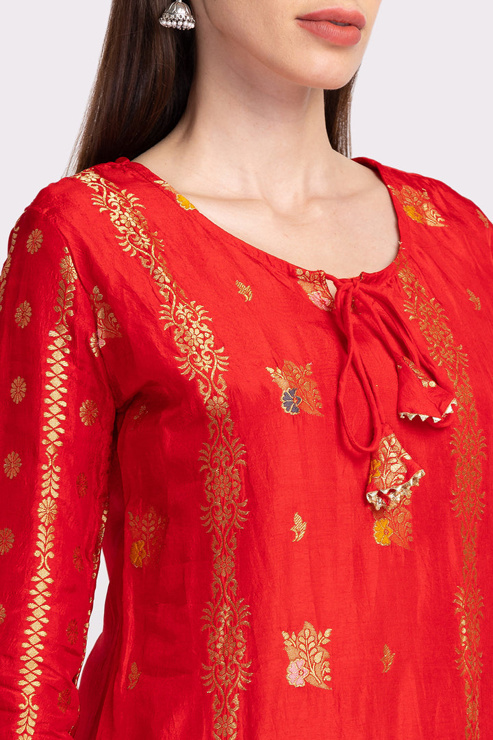 Neerus Red Banarasi woven suit set - detail view 1