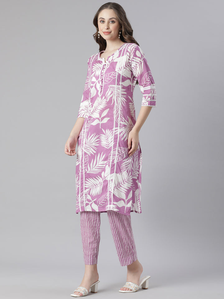 Neerus Lavender Printed Straight Kurta and Trousers With Dupatta