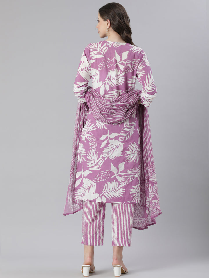Neerus Lavender Printed Straight Kurta and Trousers With Dupatta