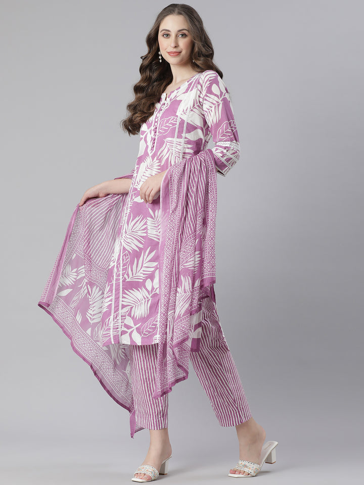 Neerus Lavender Printed Straight Kurta and Trousers With Dupatta