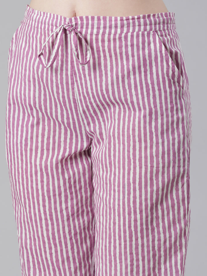 Neerus Lavender Printed Straight Kurta and Trousers With Dupatta