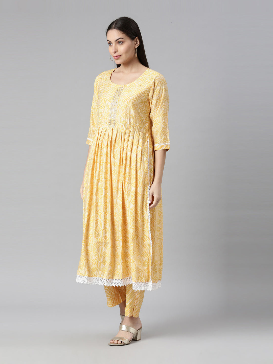 Neerus Yellow printed pleated suit set - back view