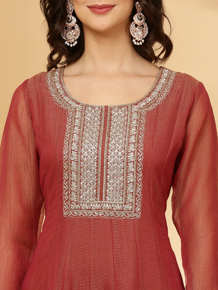 Gajari Tissue Three Piece Set