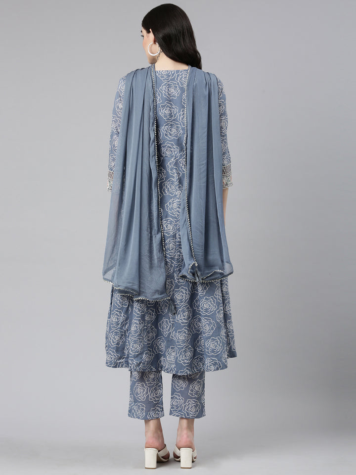 Neerus Grey rayon printed anarkali kurta set - side view