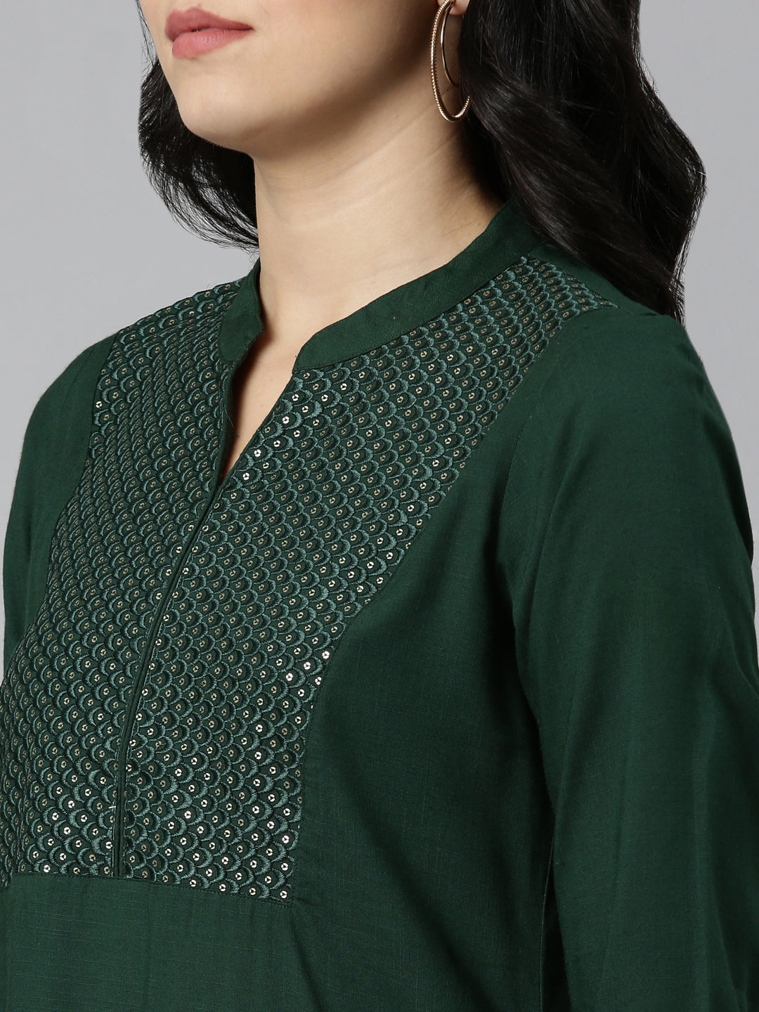Neerus Green solid tiered straight kurti - detail view 1