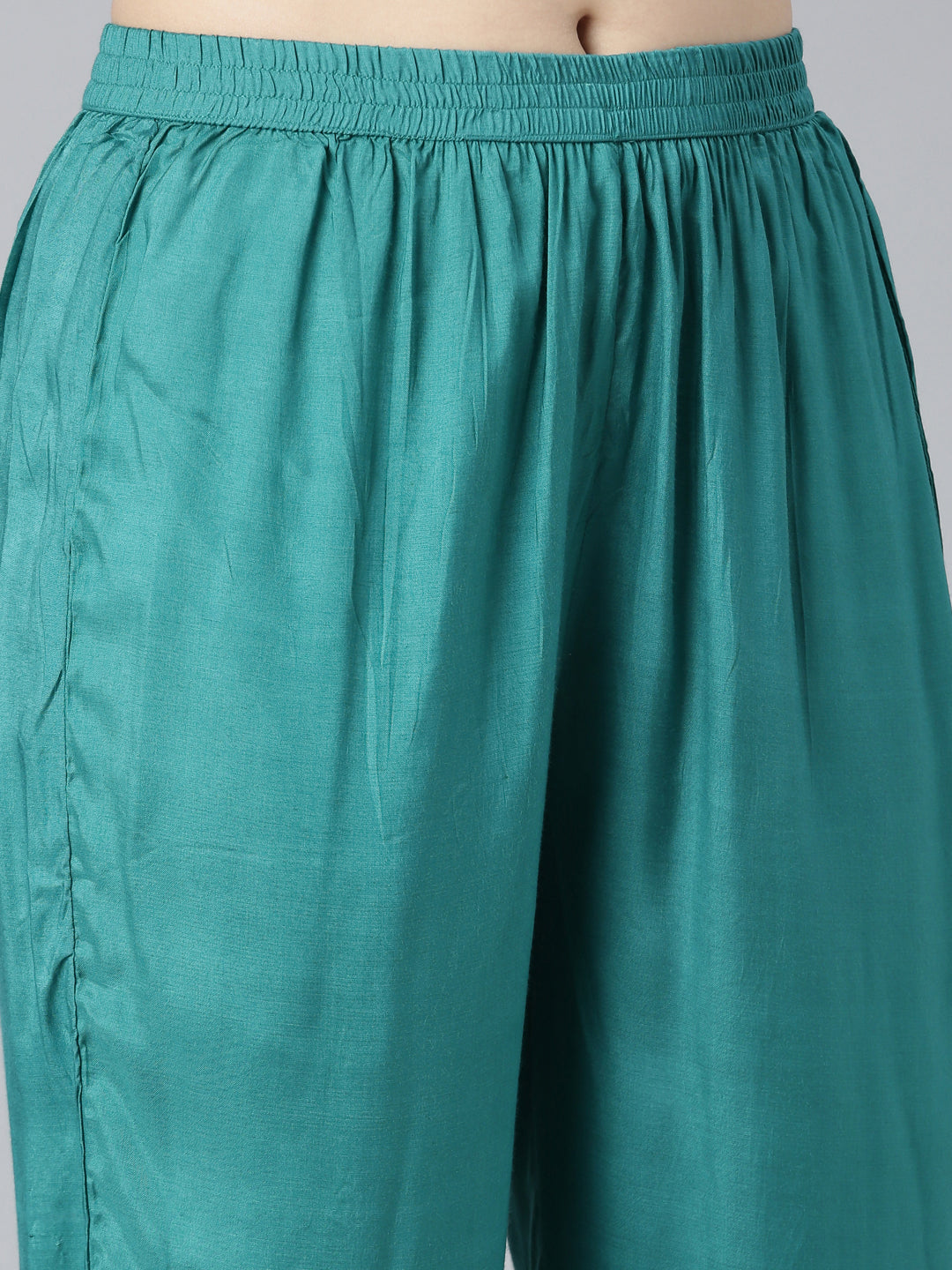 Neerus Green Shantoon solid straight kurta set - detail view 3