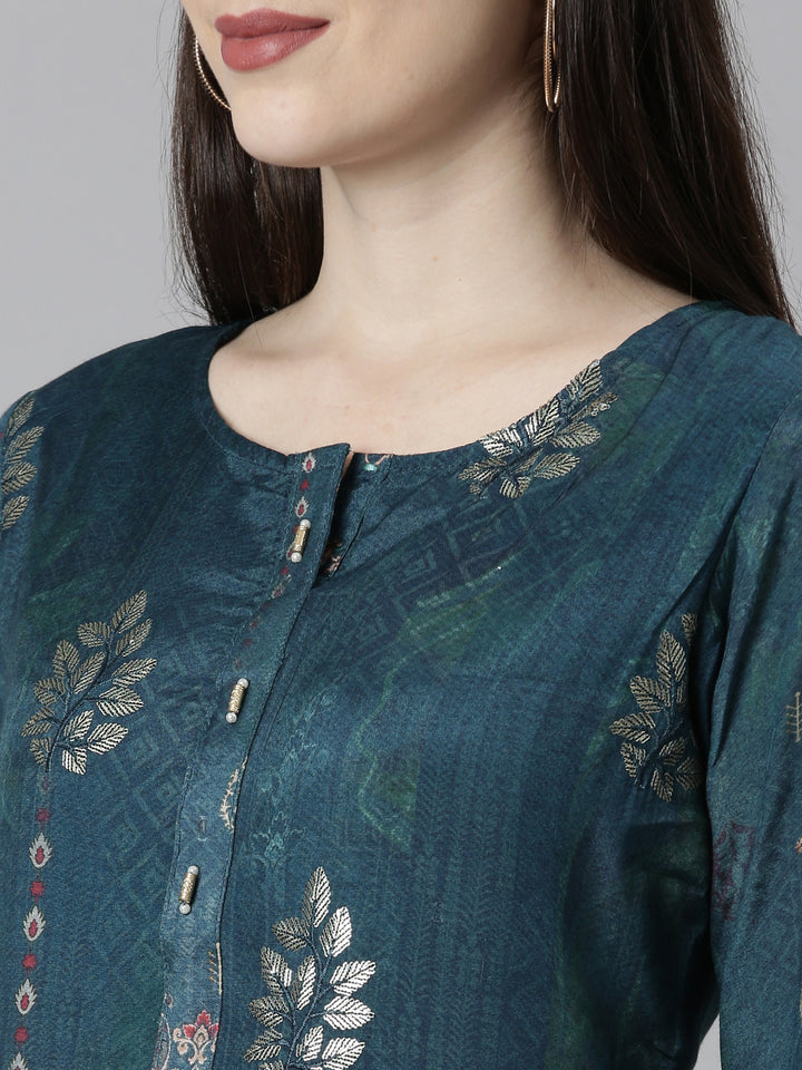 Neerus Green printed floral kurta set with trouser and dupatta - detail view 2