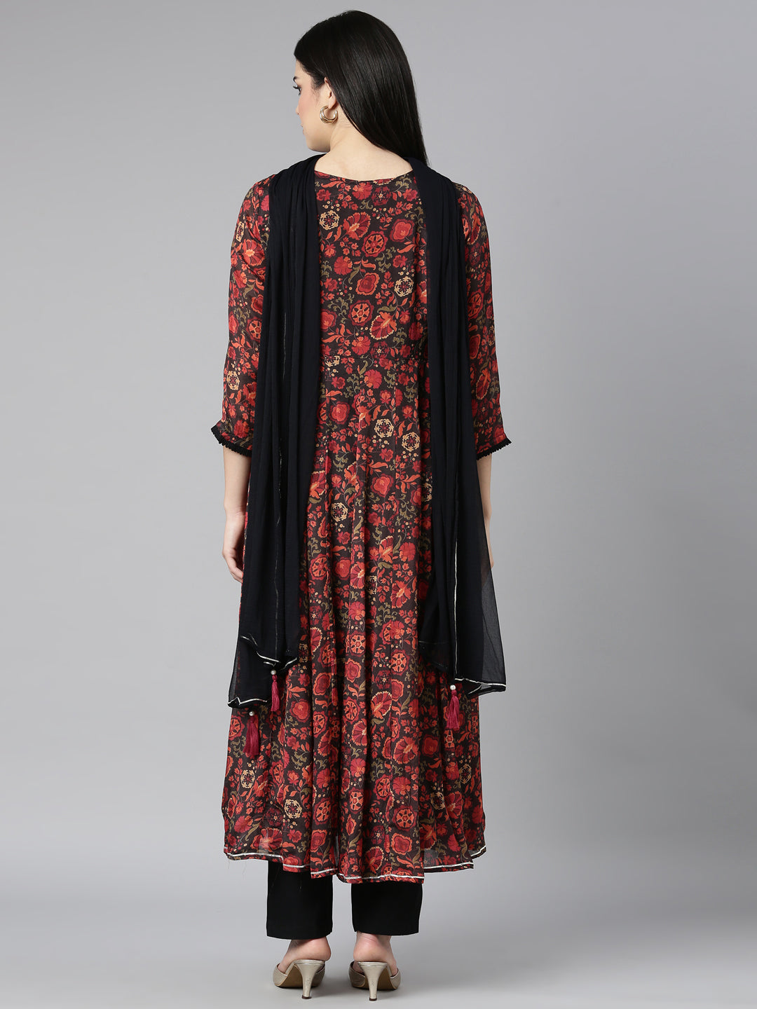 Neerus Black Chinon Printed Kurta Set - side view