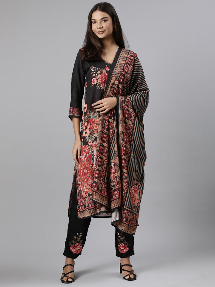 Neerus Black muslin printed suit set - front view