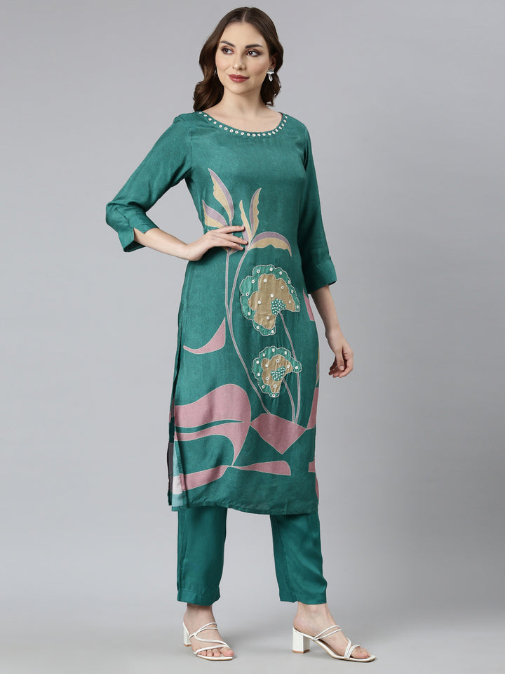 Neerus Green Regular Straight Floral Kurta And  Trousers