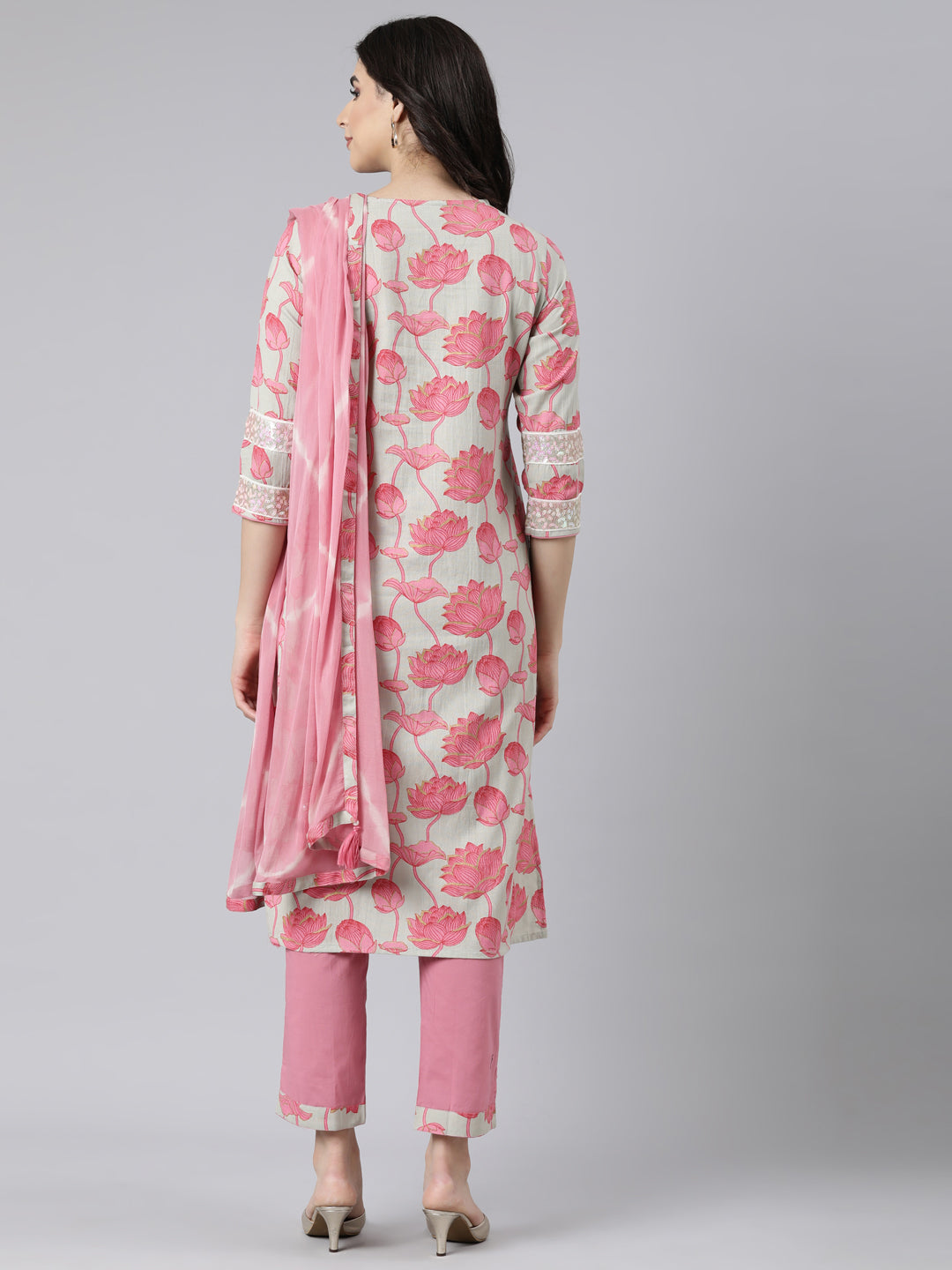 Neerus Pink printed floral suit set - side view