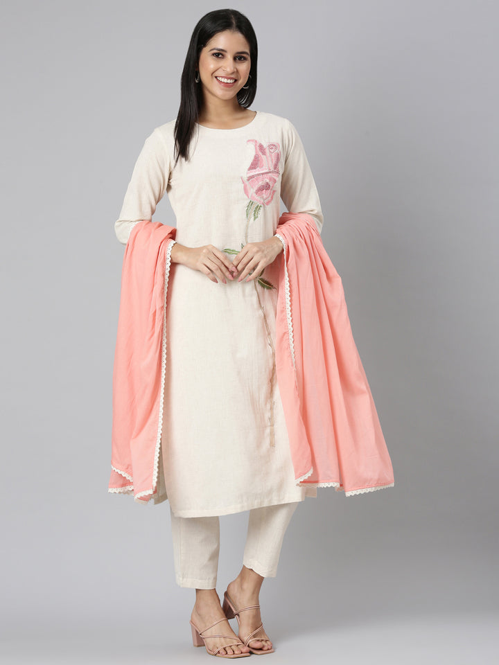 Neerus White solid straight suit set with dupatta - detail view 2