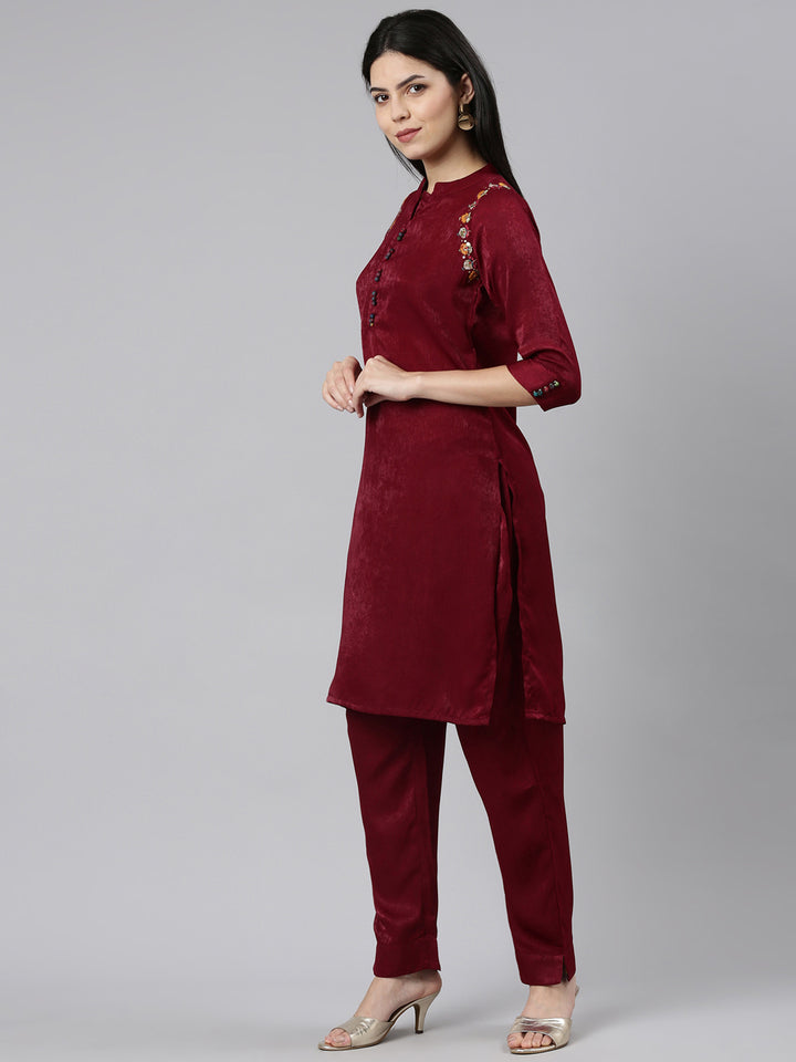 Neerus Magenta Regular Straight Solid Kurta And Trousers