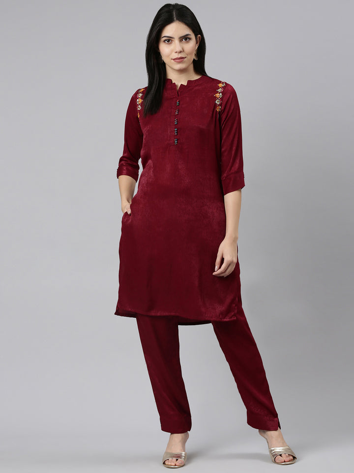 Neerus Magenta Regular Straight Solid Kurta And Trousers