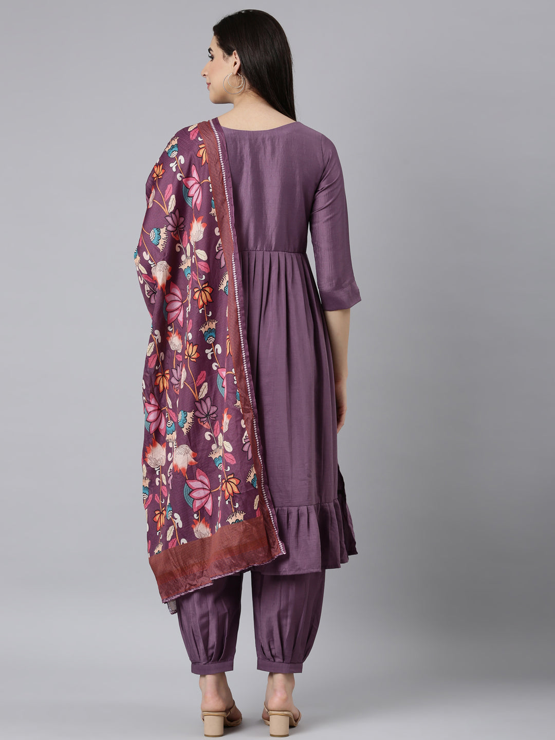Neerus Purple solid straight suit set - side view