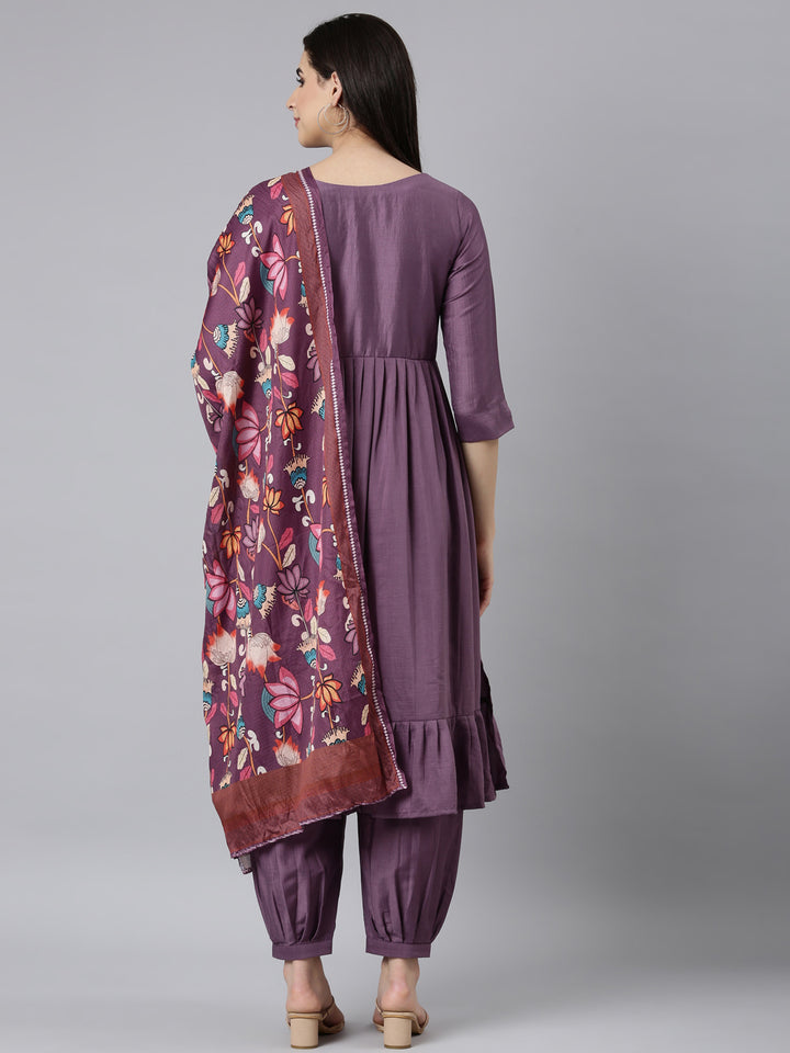 Neerus Purple solid straight suit set - side view