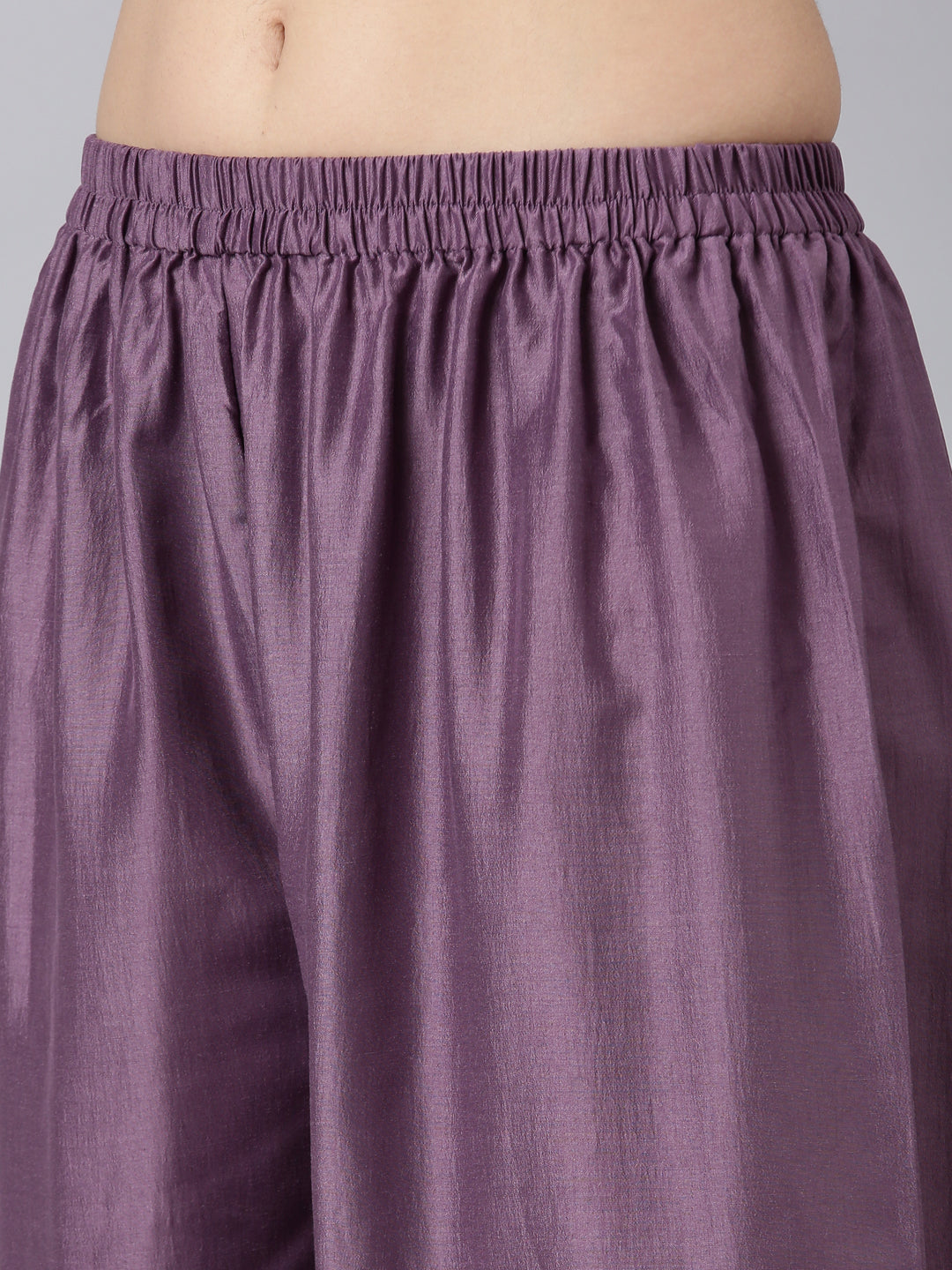 Neerus Purple solid straight suit set - detail view 3