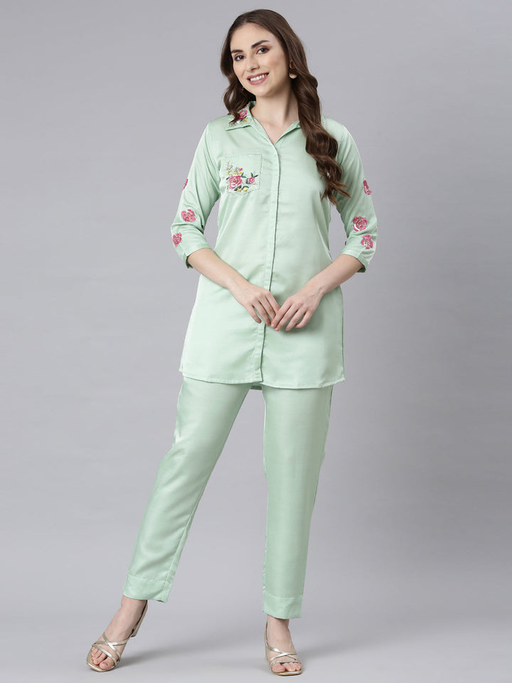 Neerus Green raw silk embroidered co-ord set - detail view 2