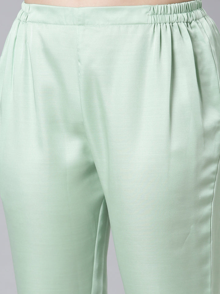 Neerus Green raw silk embroidered co-ord set - detail view 3
