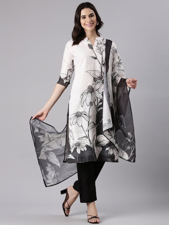 White Slub Silk Hacoba Work Three Piece Set