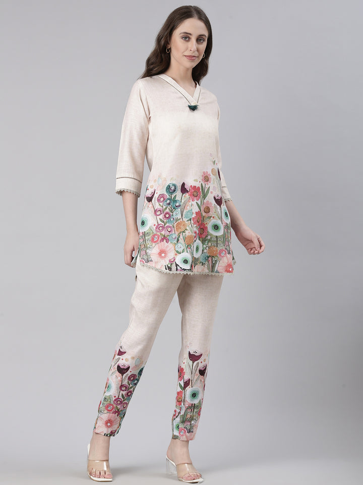 Neerus Cream Casual Printed Kurti with Trousers