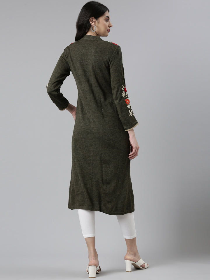 Neerus Green rayon floral printed kurti - side view