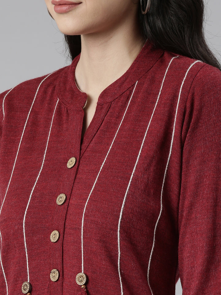 Neerus Maroon cotton printed straight kurti - detail view 1