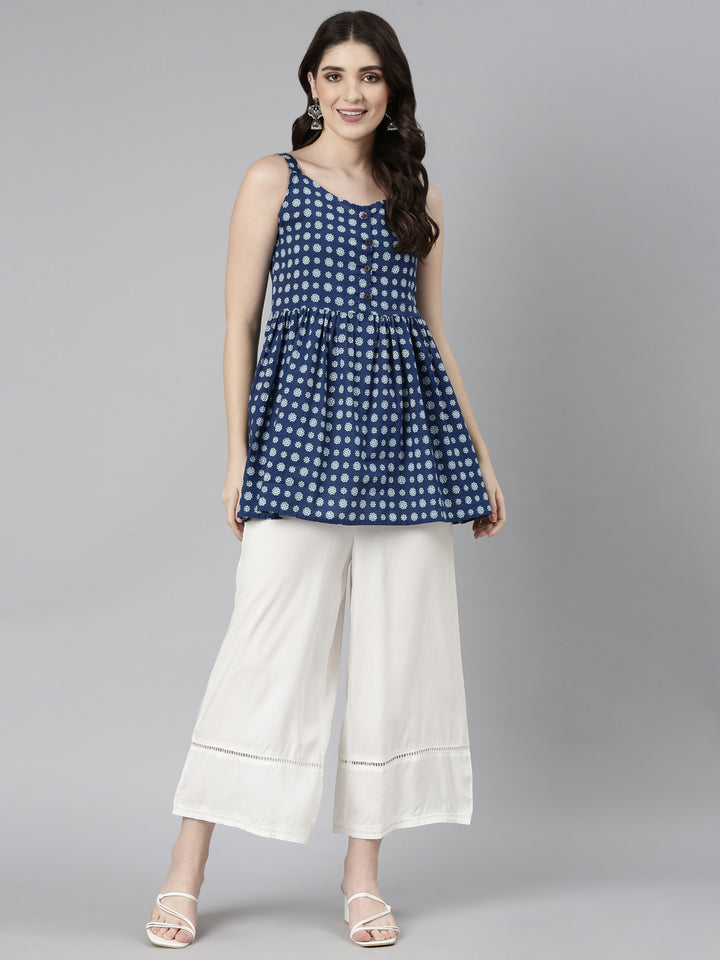 Neerus White rayon solid palazzo bottom - detail view 3