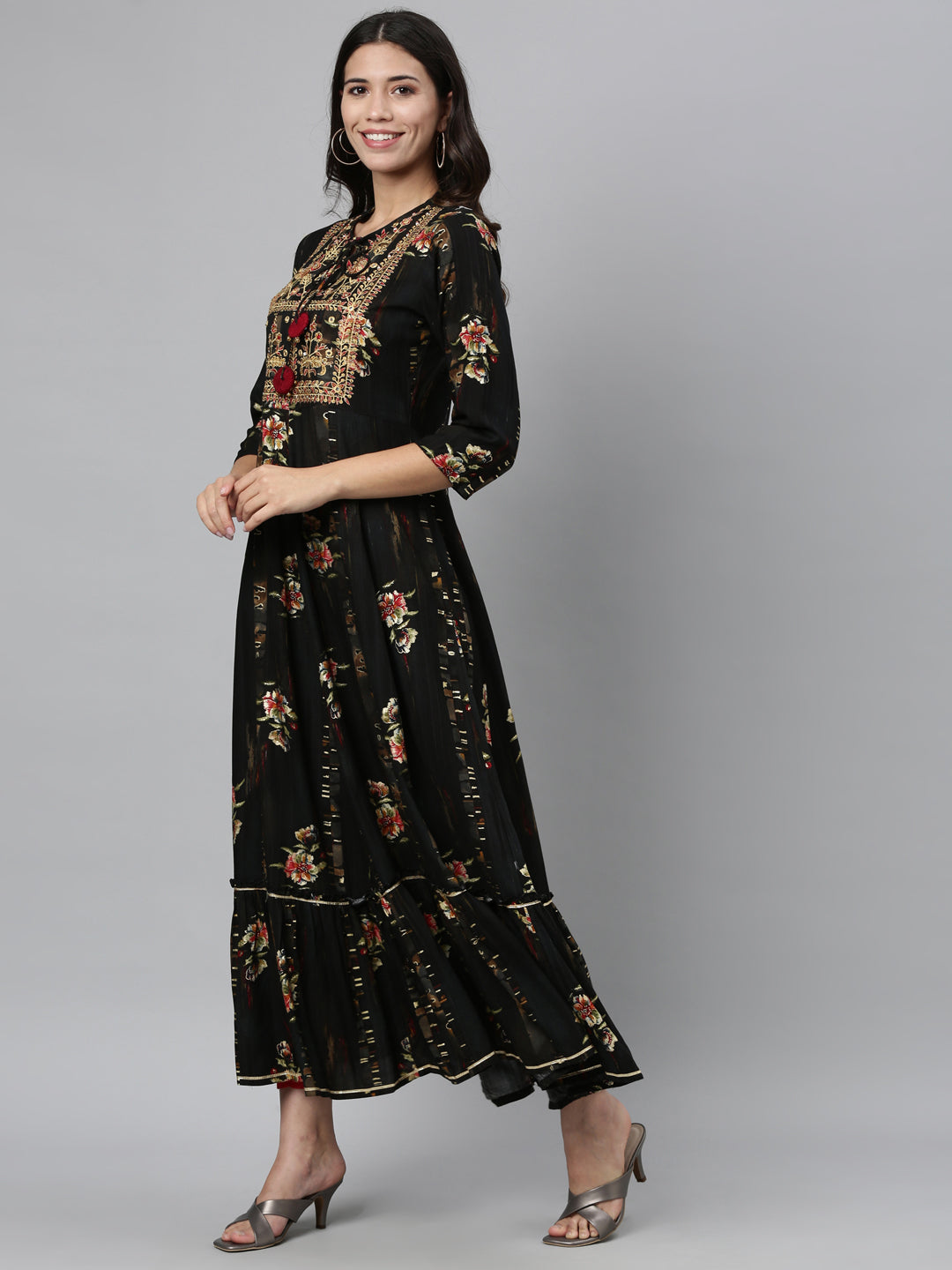 Neerus Black embroidered anarkali kurta floral ethnic motifs - back view